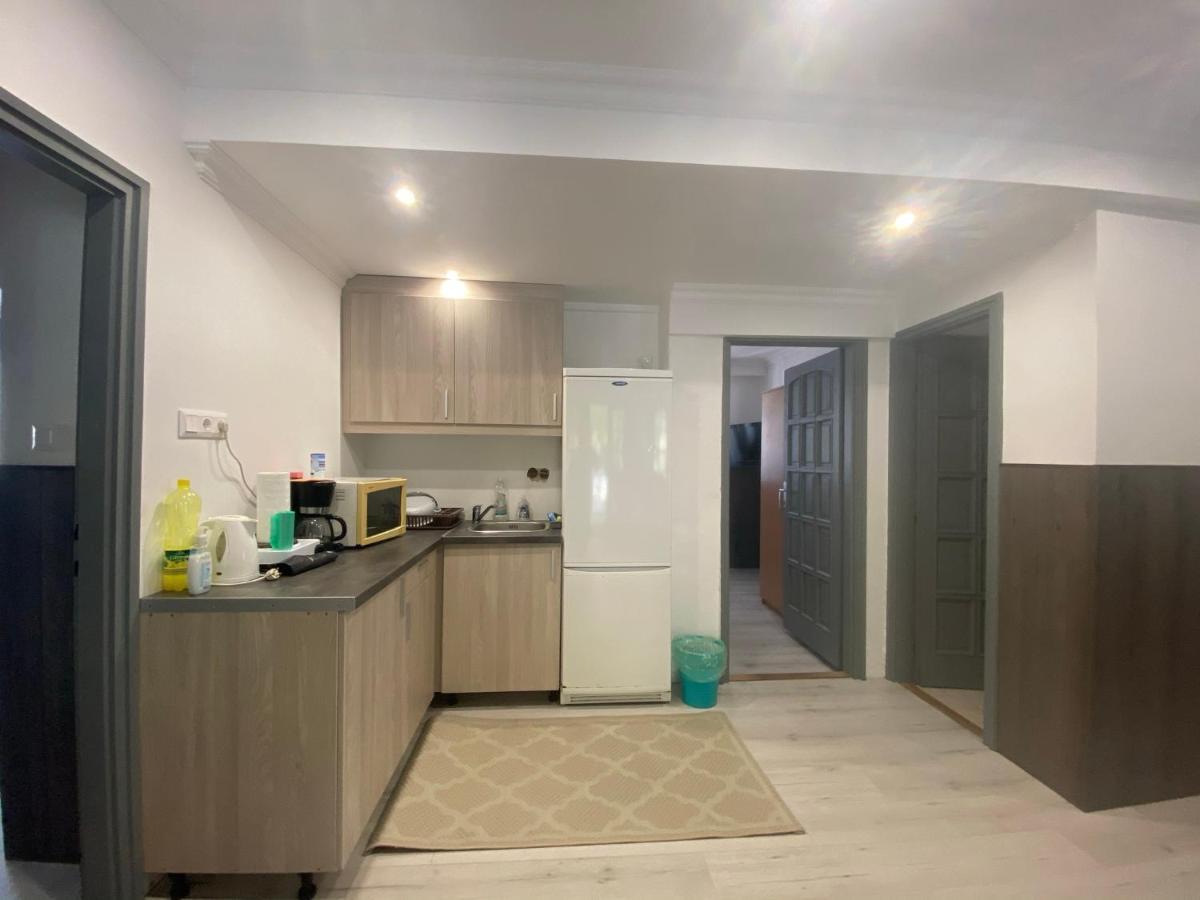 Holiday Apartmanhaz 巴拉顿菲赖德 外观 照片