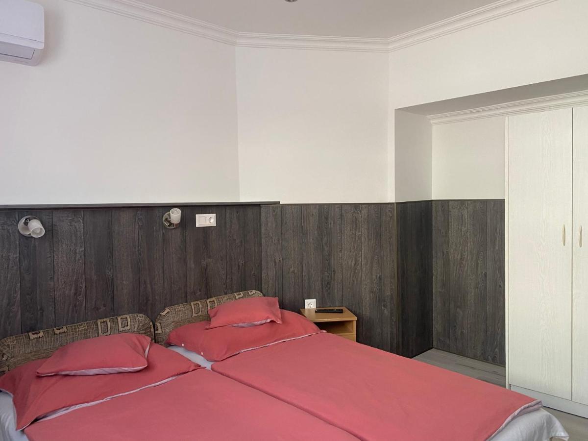 Holiday Apartmanhaz 巴拉顿菲赖德 外观 照片