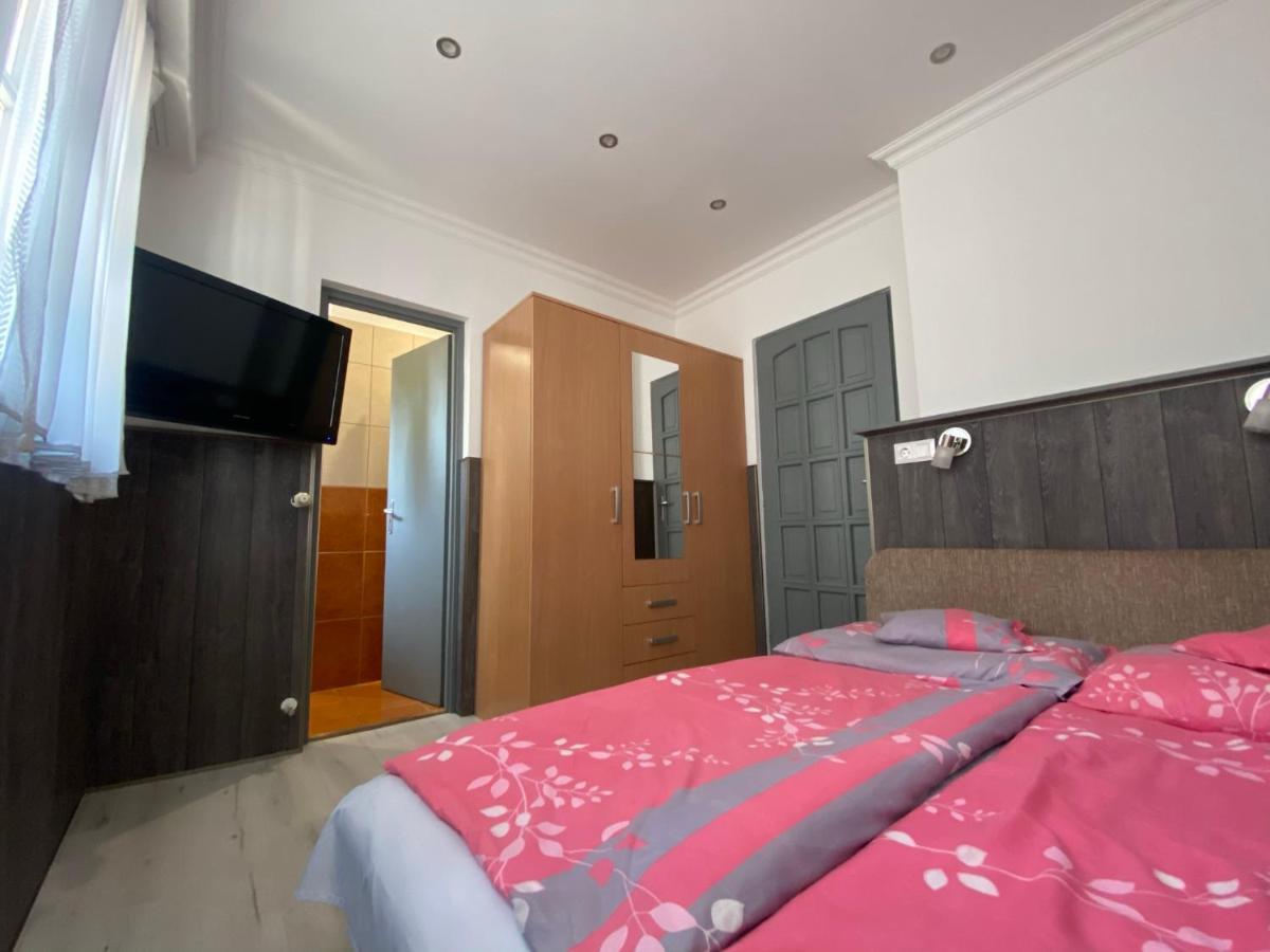 Holiday Apartmanhaz 巴拉顿菲赖德 外观 照片