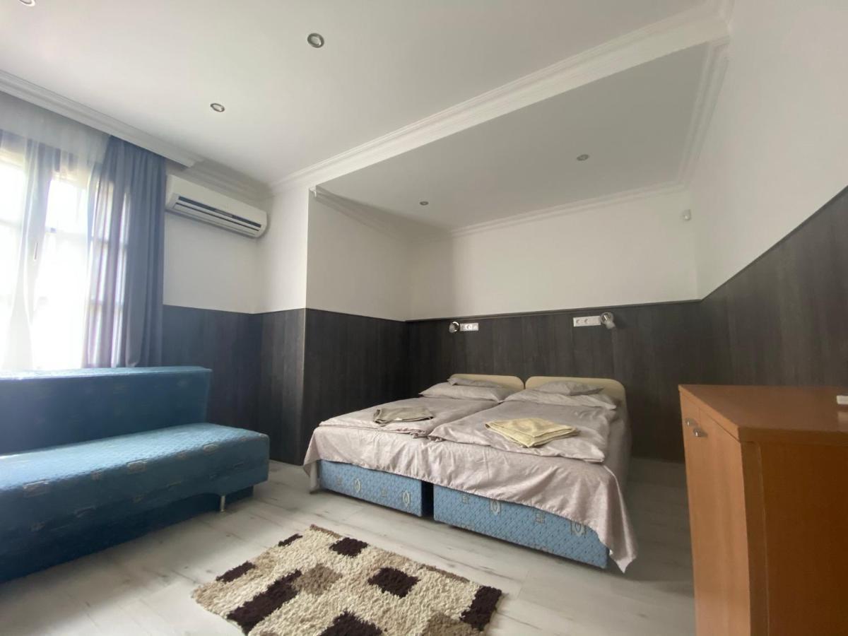 Holiday Apartmanhaz 巴拉顿菲赖德 外观 照片