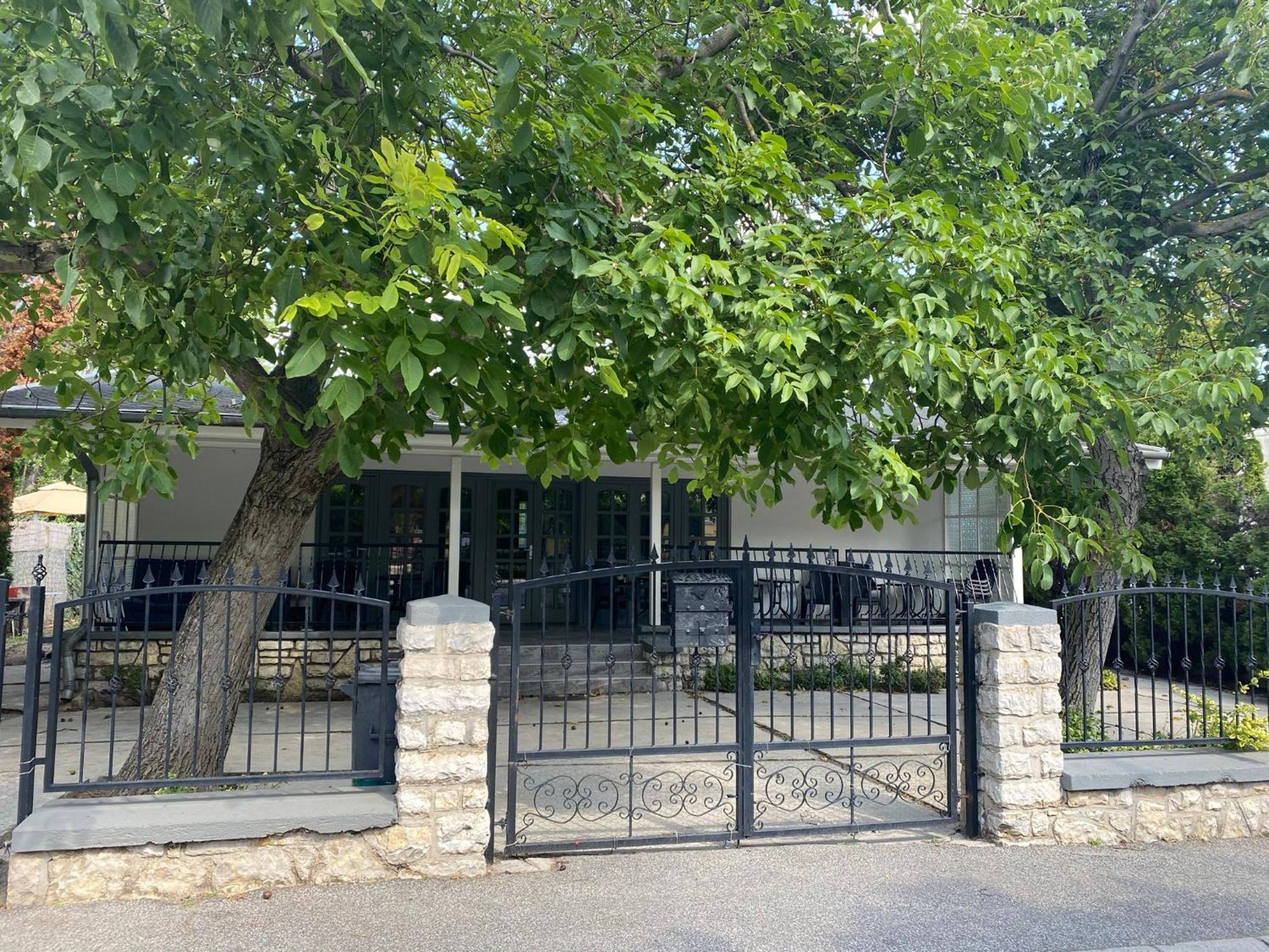 Holiday Apartmanhaz 巴拉顿菲赖德 外观 照片